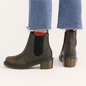 Dr. Martens Brown Cadence Greenland Heeled Chelsea boots, size US 9 Womens